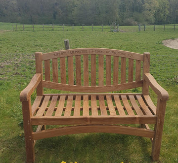 The Bond of Friendship - A Guide to Memorial Garden Bench Tributes for a Best Mate