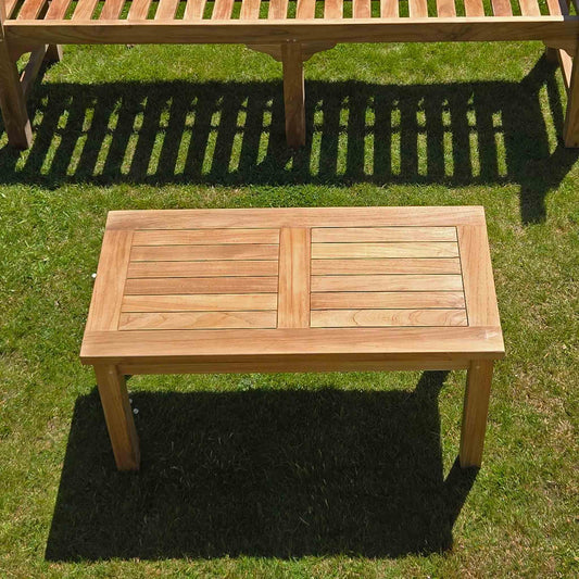 outdoor coffee table on a uk lawn